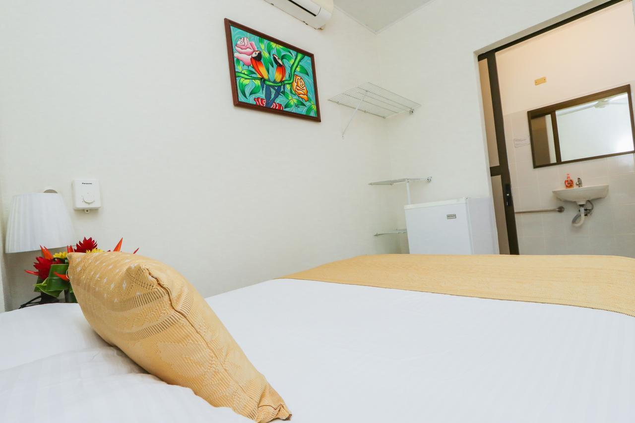 Hotel Flor Blanca Мануэль-Антонио Экстерьер фото
