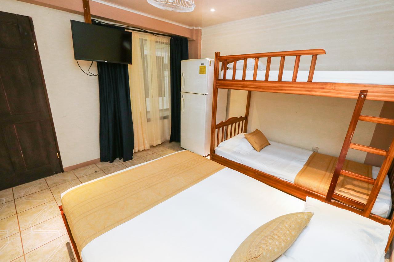 Hotel Flor Blanca Мануэль-Антонио Экстерьер фото