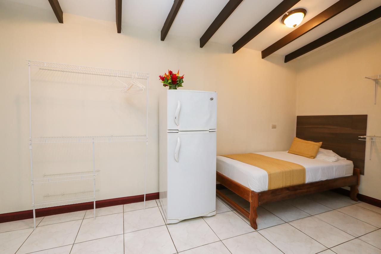 Hotel Flor Blanca Мануэль-Антонио Экстерьер фото